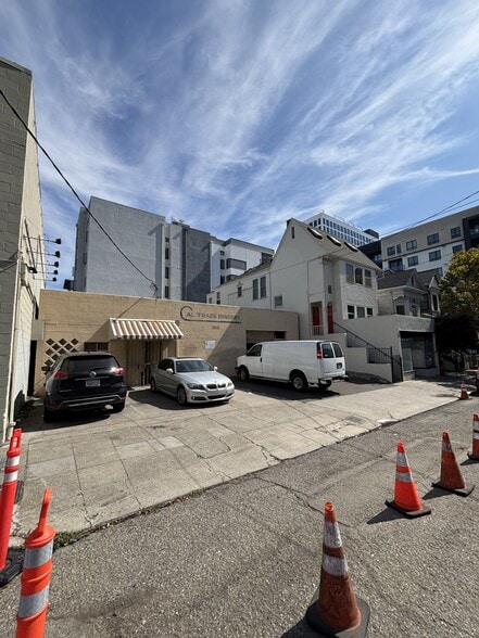 More Photos Of 366 24th St, Oakland Manufacturing For Sale