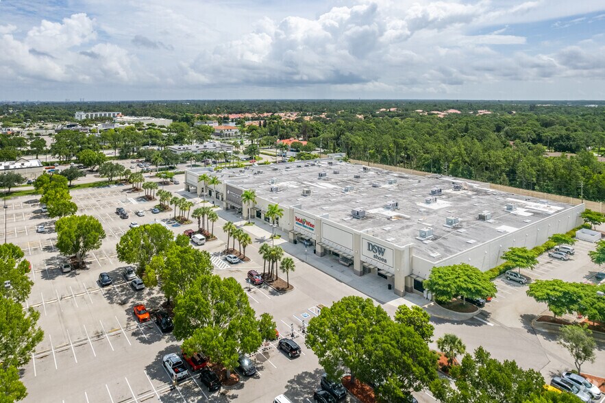 More Photos Of 13711 S Tamiami Trl, Fort Myers Unknown For Lease