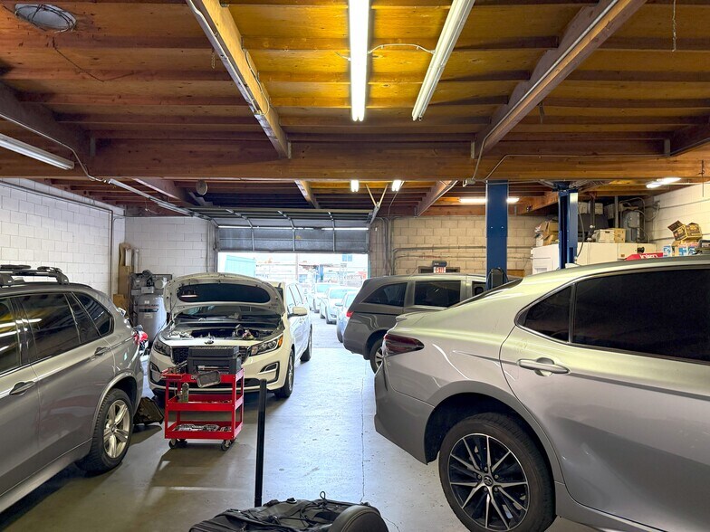 More Photos Of 476 Santa Ana Ave, San Jose Service For Sale