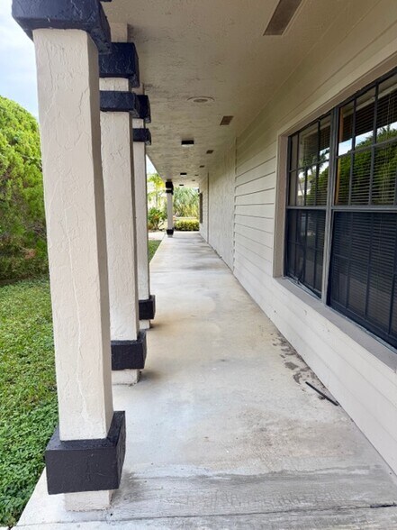 More Photos Of 5353 W Atlantic Ave, Delray Beach Medical For Sale