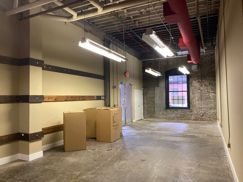 More Photos Of 505 Tennessee St, Memphis Multifamily For Sale
