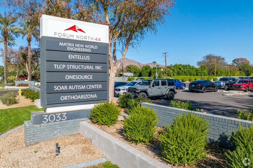 More Photos Of 3033 N 44th St, Phoenix Office For Lease