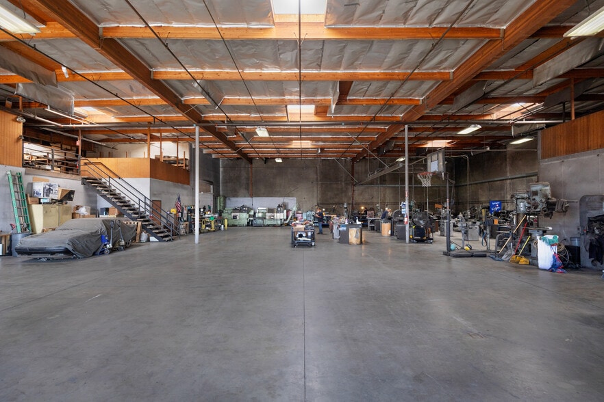 More Photos Of 9216 Bally Ct, Rancho Cucamonga Warehouse For Sale