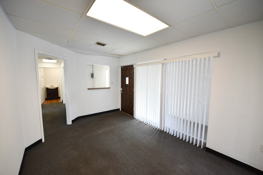 More Photos Of 1200 N Central Ave, Kissimmee Office For Lease
