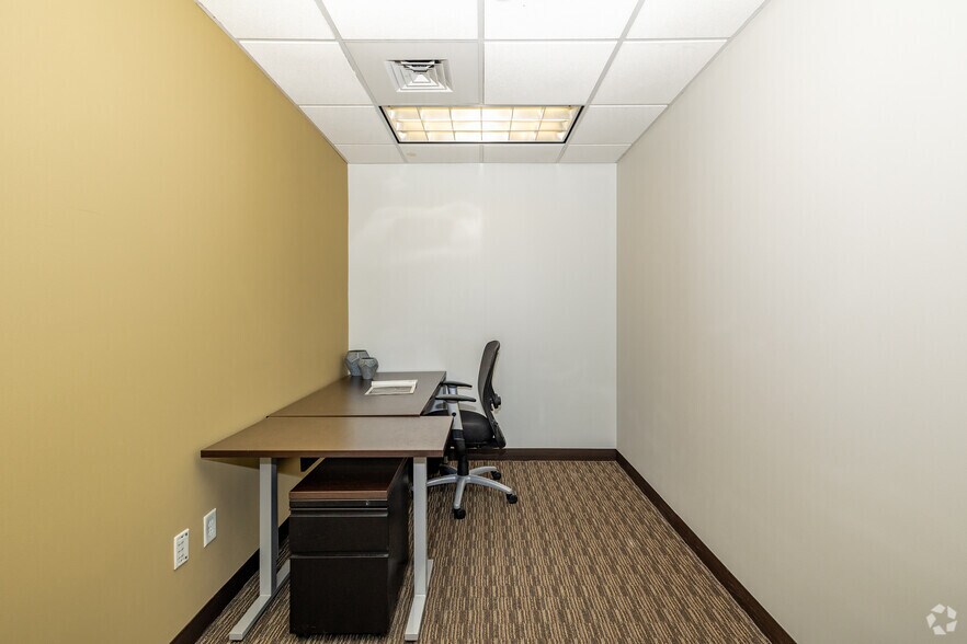 More Photos Of 801 E Douglas Ave, Wichita Coworking Space