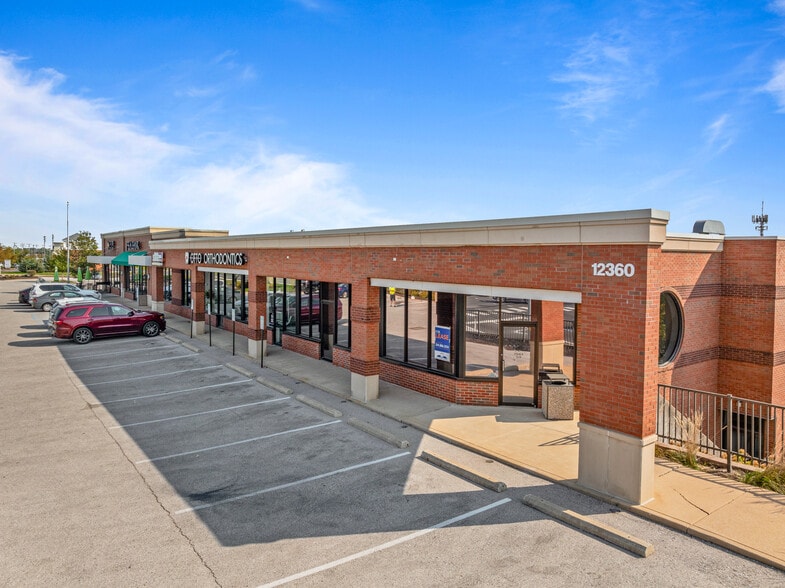 More Photos Of Manchester Rd, Saint Louis Unknown For Lease