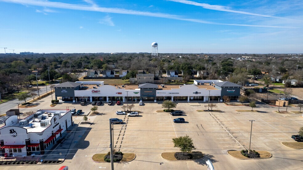 More Photos Of 3600 S Texas Ave, Bryan Unknown For Lease