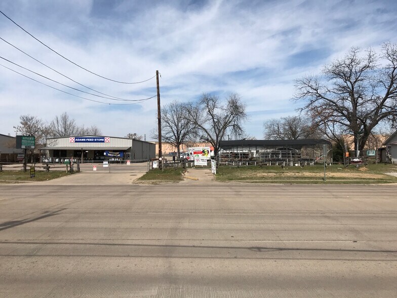 Primary Photo Of 2601 W Arkansas Ln, Arlington Industrial For Sale