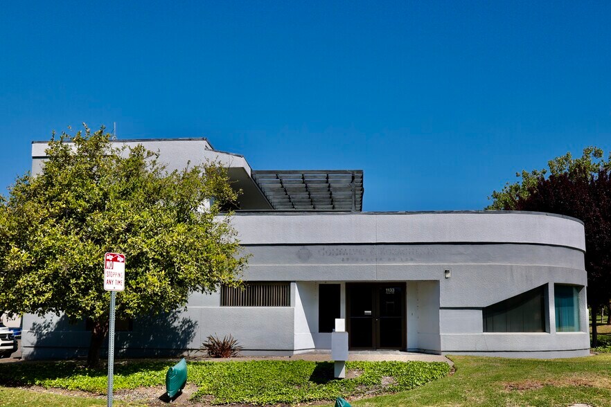 Primary Photo Of , Fremont Office For Sale