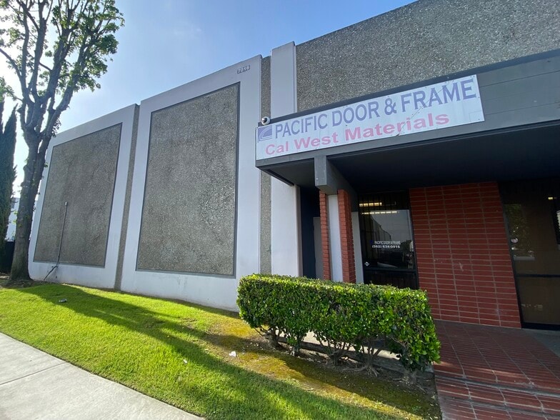 Primary Photo Of 7012-7016 Motz St, Paramount Warehouse For Lease