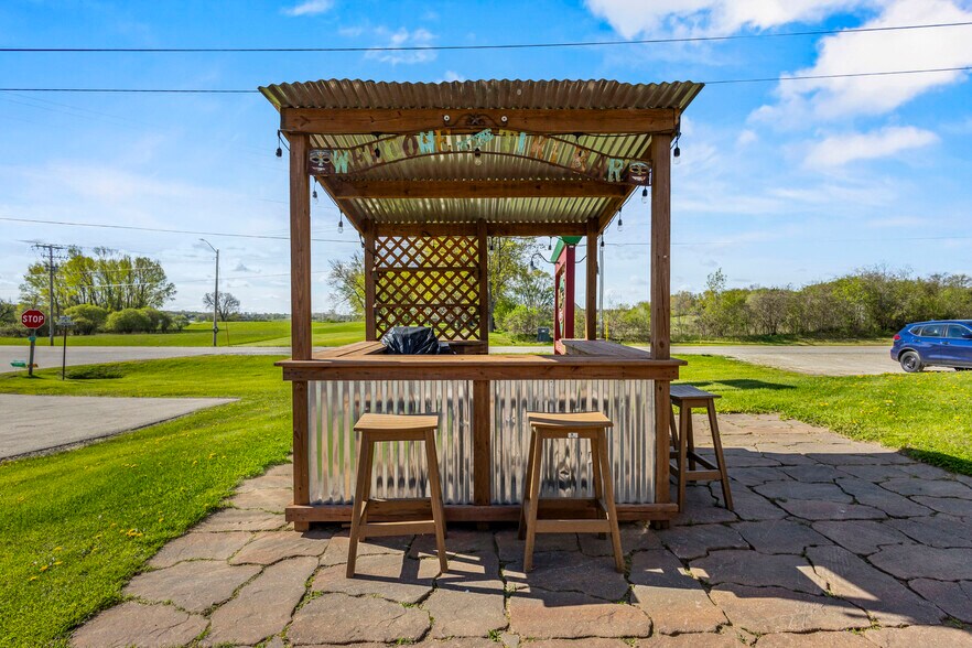 More Photos Of N4111 S Lakeshore Dr, Markesan Restaurant For Sale