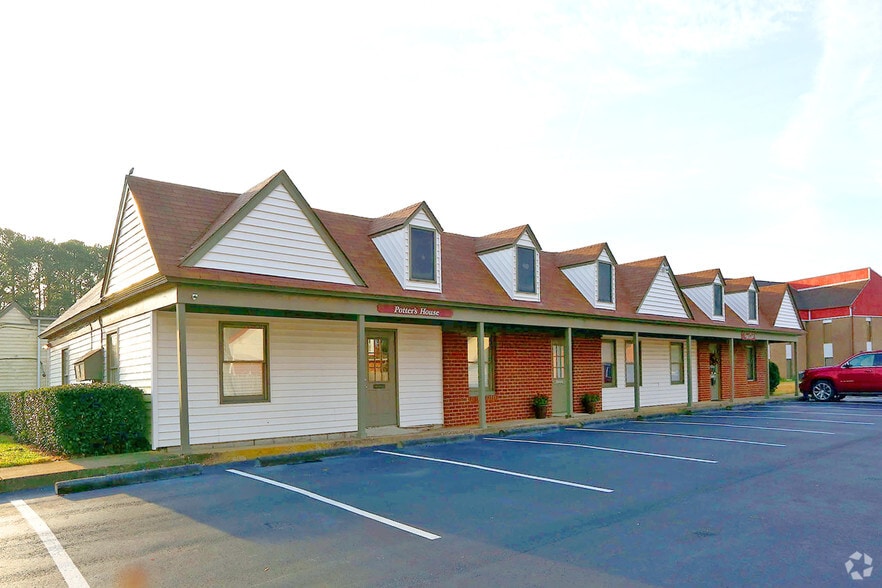 Primary Photo Of 521 Old Great Neck Rd, Virginia Beach Medical For Lease