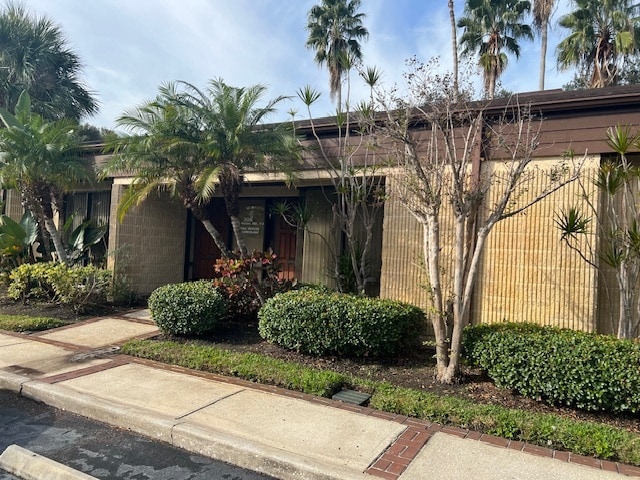 Primary Photo Of 611 Druid Rd E, Clearwater Medical For Sale