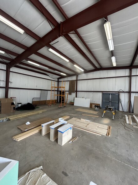 More Photos Of 205 Fleming St, Williamsport Self Storage For Lease