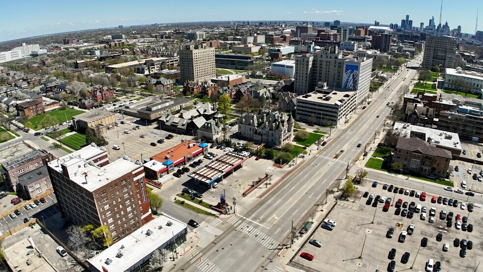 More Photos Of 5520-5564 Woodward Ave, Detroit Freestanding For Lease
