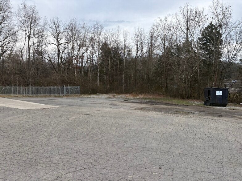 More Photos Of 6702 Central Avenue Pike, Knoxville Industrial For Sale