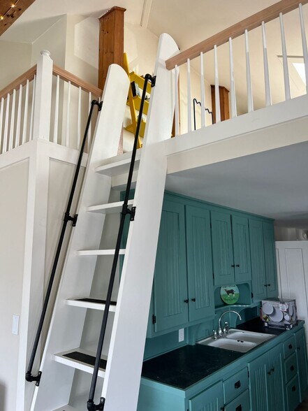 More Photos Of 36 Main st, Stonington Multifamily For Sale