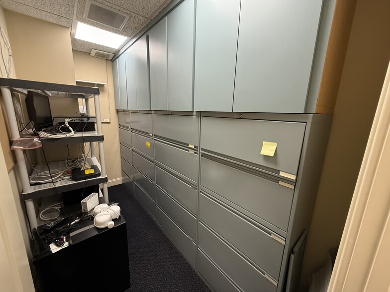 More Photos Of 3541 Habersham At Northlake, Tucker Office For Sale