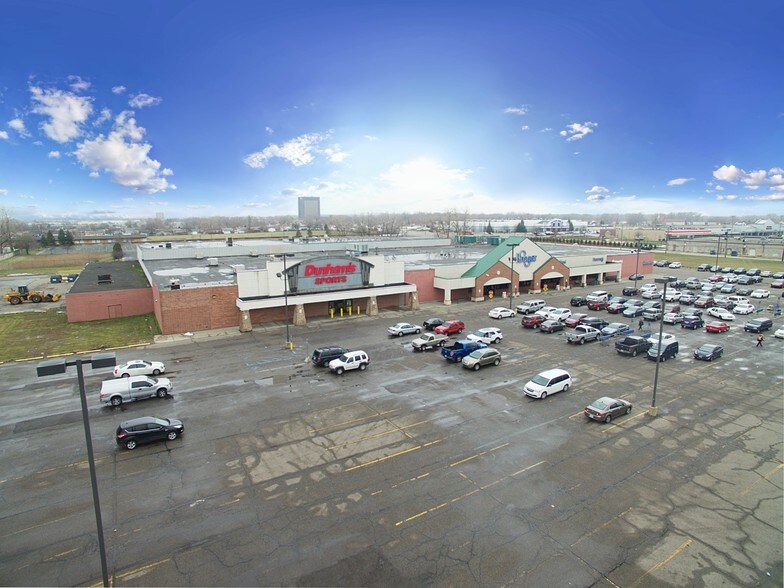 More Photos Of 13333 Eureka Rd, Southgate Freestanding For Lease