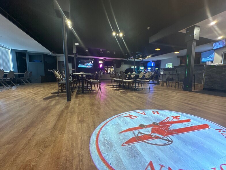 More Photos Of 5011 50 St, Barrhead Hotel For Sale