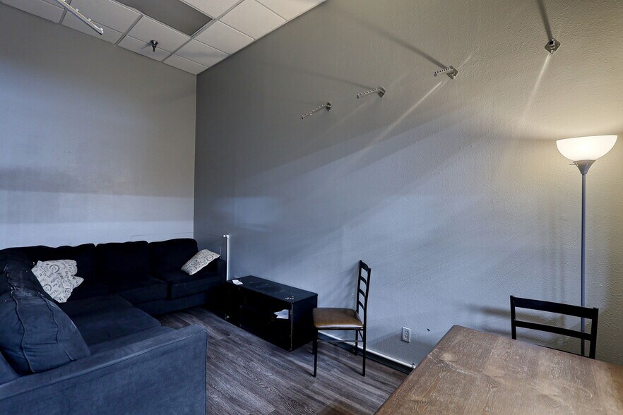 More Photos Of 1506 Lee Trevino Blvd, El Paso Unknown For Lease