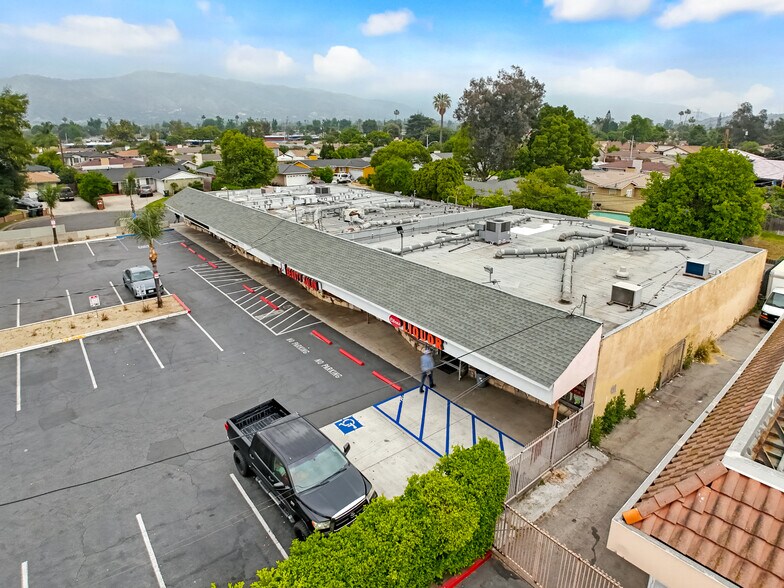 More Photos Of 472-484 S Citrus Ave, Azusa Freestanding For Lease