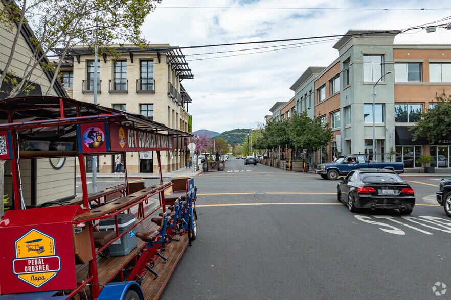 More Photos Of 1250 Main St, Napa Medical For Lease