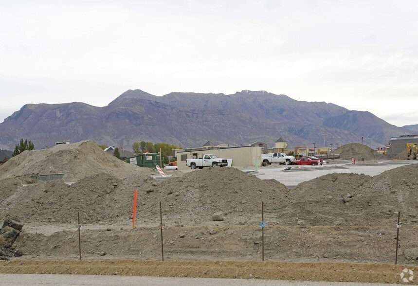 More Photos Of 50 N 1200 E, Lehi Freestanding For Lease