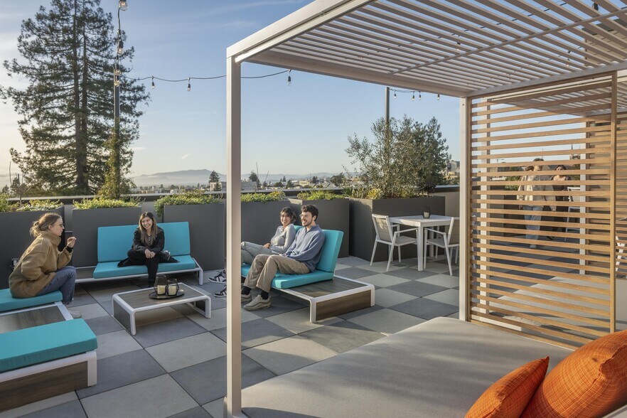 More Photos Of 2556 Telegraph Ave, Berkeley Apartments For Sale