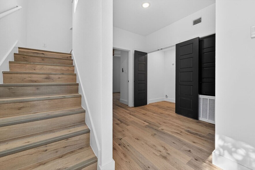 More Photos Of 125 Dashiell St, San Antonio Multifamily For Sale