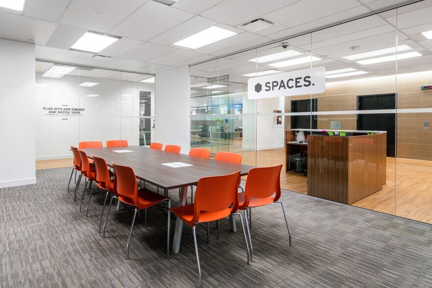 More Photos Of 325 Front St W, Toronto Coworking Space