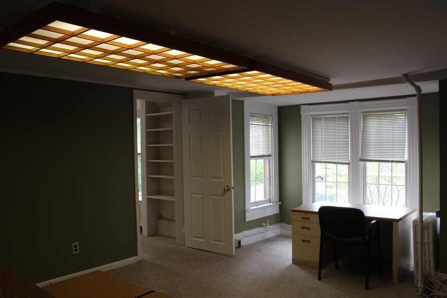 More Photos Of 239 Lexington Ave, Mount Kisco Loft Creative Space For Sale