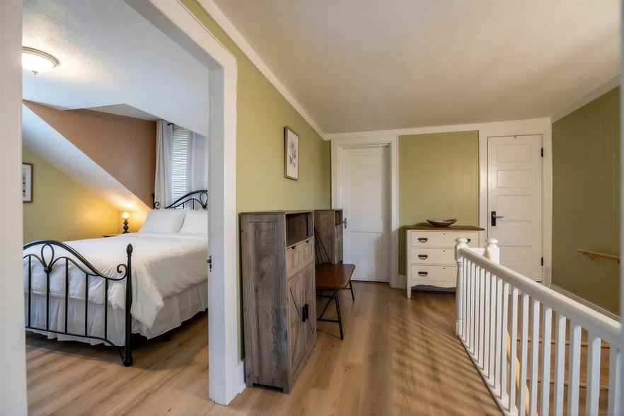 More Photos Of 2 River Rd, Cape Neddick Hospitality For Sale