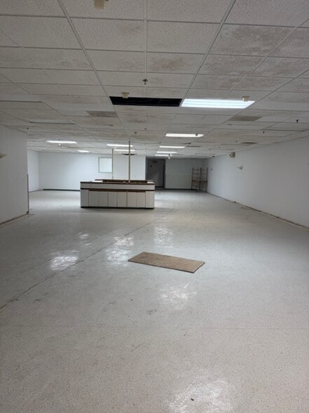 More Photos Of 2718-2720 Atlantic Ave, Atlantic City Office For Sale