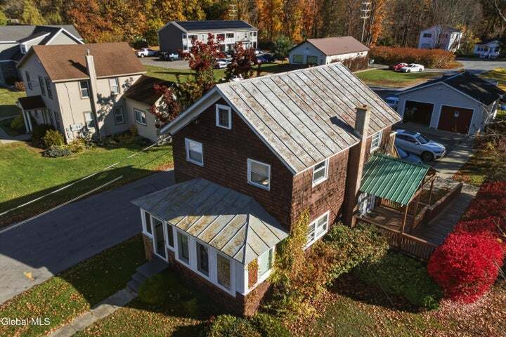 More Photos Of 460 Maple Ave, Saratoga Springs Storefront Retail Residential For Lease
