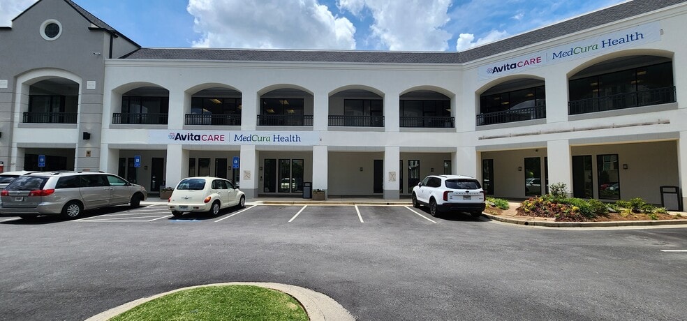 More Photos Of 2140 Peachtree Rd NW, Atlanta Unknown For Lease