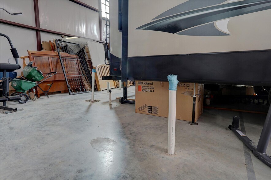 More Photos Of 625 Simpson Rd, Princeton Warehouse For Sale