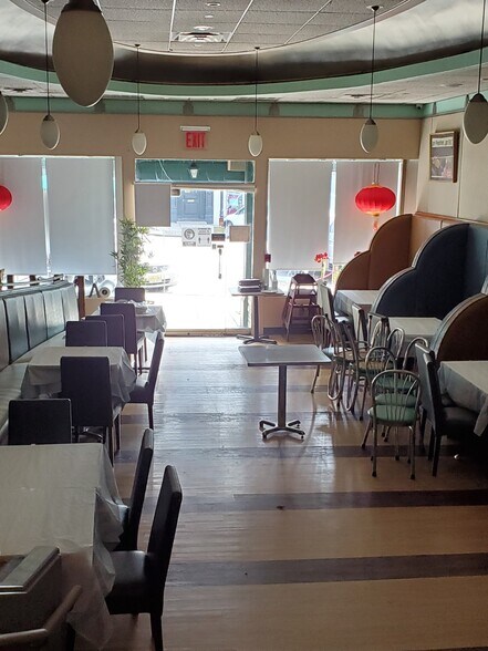 More Photos Of 43-45 E Palisade Ave, Englewood Restaurant For Sale