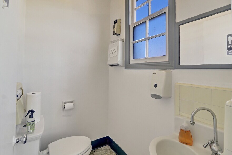 More Photos Of 2600 Macdonald Ave, Richmond Office Residential For Sale