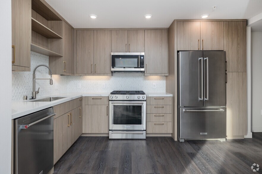 More Photos Of 1340 S Hill St, Los Angeles Apartments For Lease