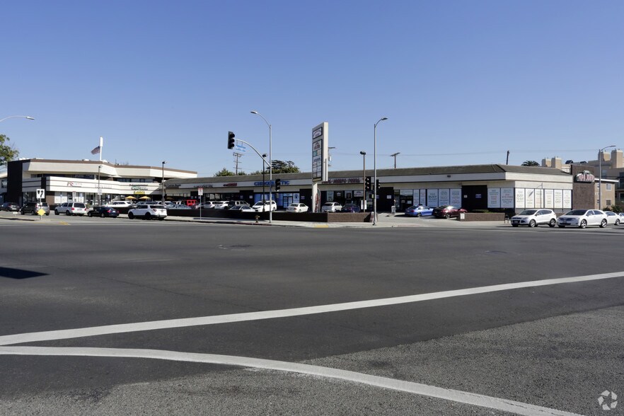 More Photos Of 11660-11690 Gateway Blvd, Los Angeles Unknown For Lease
