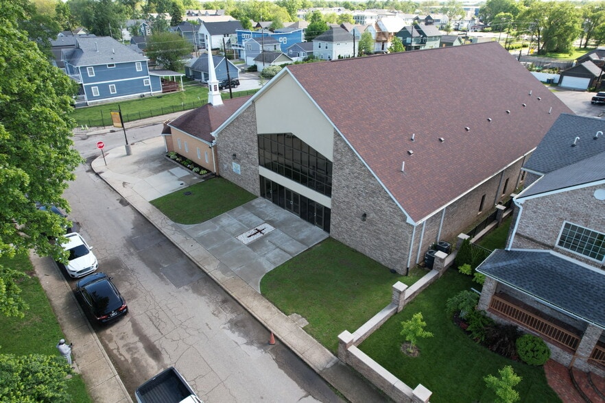 Primary Photo Of 1831 Bellefontaine St, Indianapolis Religious Facility For Sale