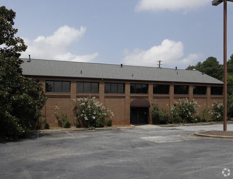 More Photos Of 1831 Veterans Memorial Hwy, Austell Office For Lease
