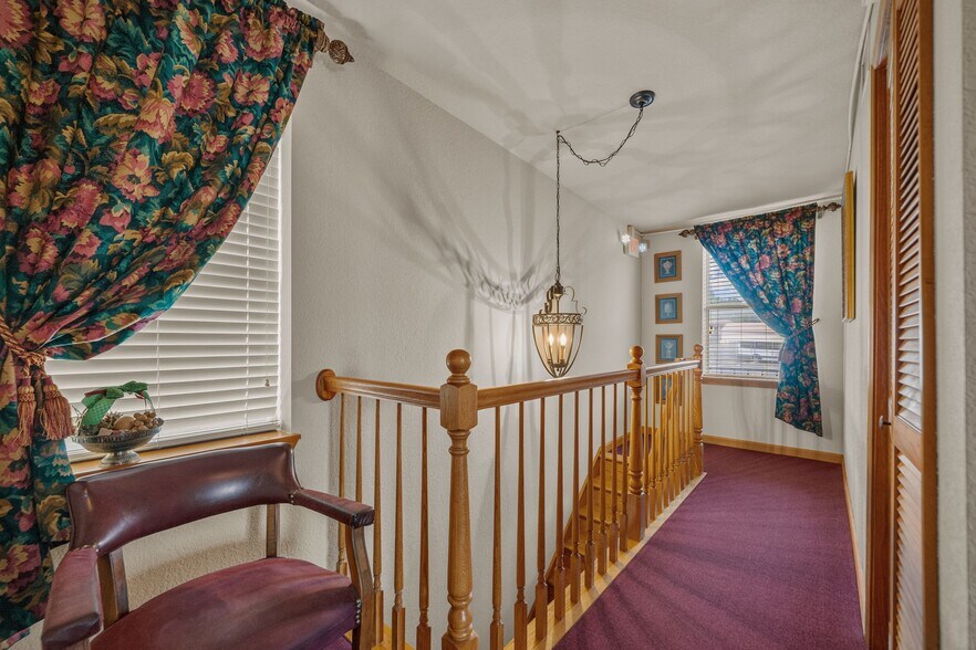 More Photos Of 104 N 3rd St, Heber Springs Office For Sale