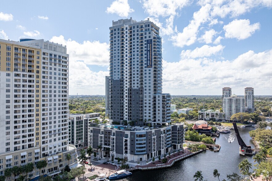 Primary Photo Of 401 SW 1st Ave, Fort Lauderdale Apartments For Lease