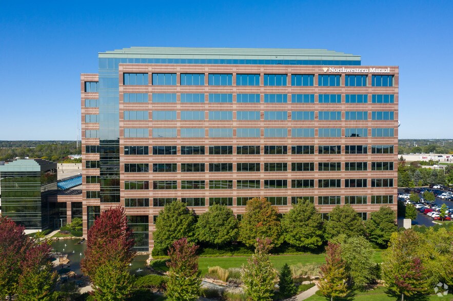 More Photos Of 1901 Butterfield Rd, Downers Grove Office For Lease