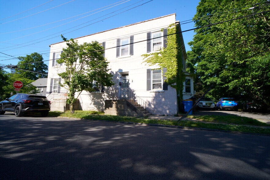 More Photos Of 86-90 Pine St, Kingston Apartments For Sale
