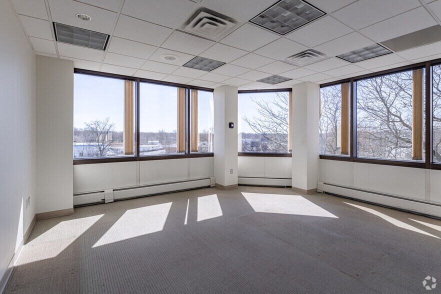 More Photos Of 600 Parsippany Rd, Parsippany Office For Sale