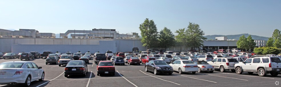 More Photos Of 108 Monticello Rd, Weaverville Manufacturing For Lease