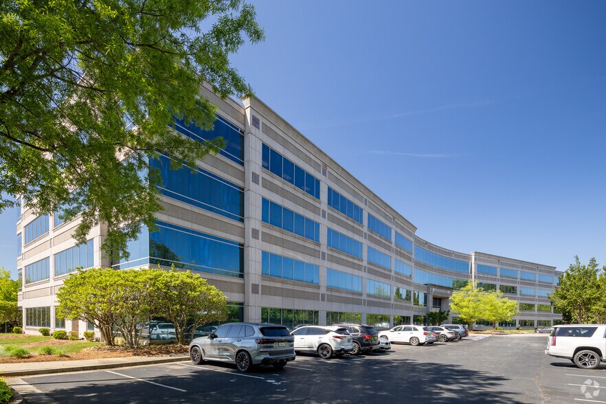More Photos Of 925 North Point Pky, Alpharetta Office For Lease
